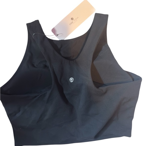 CRZ Yogas Women's Black Sports Bra - Picture 2 of 5